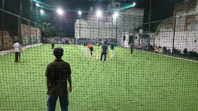 Hit & Swing Arena
