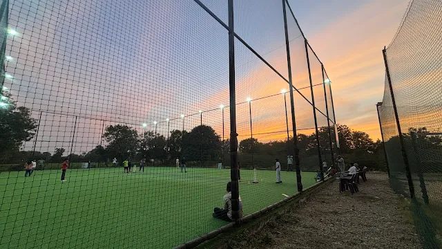 Smashboundary Box Cricket & volleyball