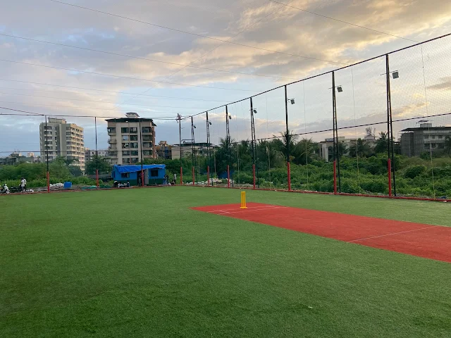 Pavilion sports arena (turf)