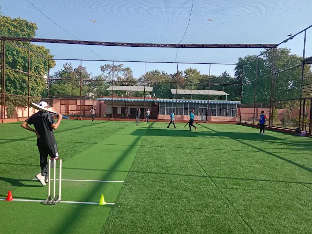 Turf 8teen10