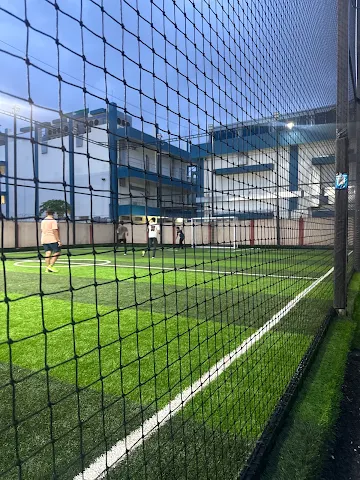 AIRPORT CLUB TURF