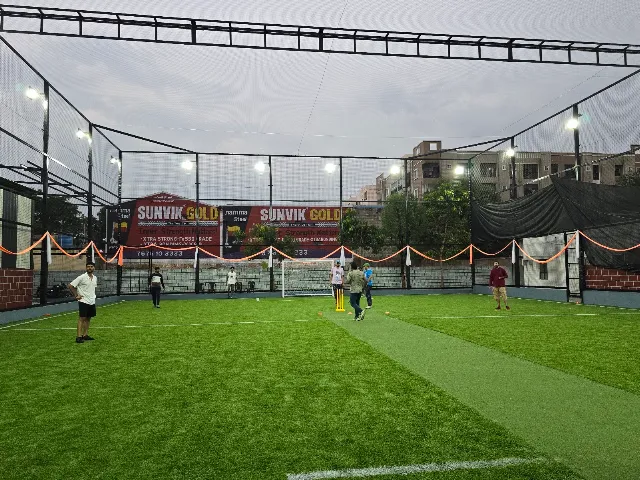 Free Hits Multisports Arena