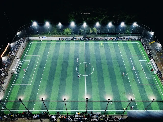 C SQUARE SPORTS MEADOW