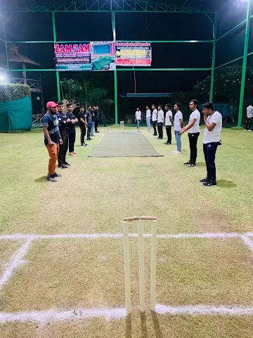 ZAM ZAM BOX CRICKET