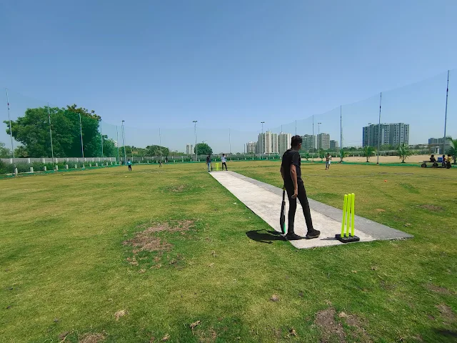 Akash Box Cricket