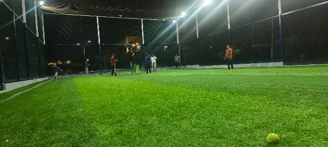 KA16 Box Cricket