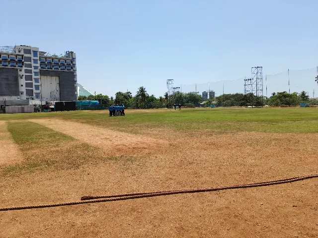 KaVeerNi Sports Arena