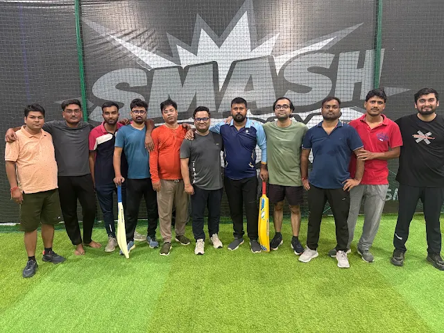 SMASH BOX Cricket