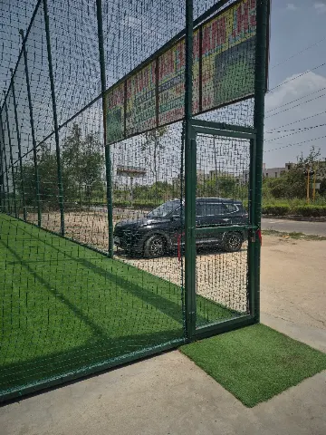 Turf photo 4