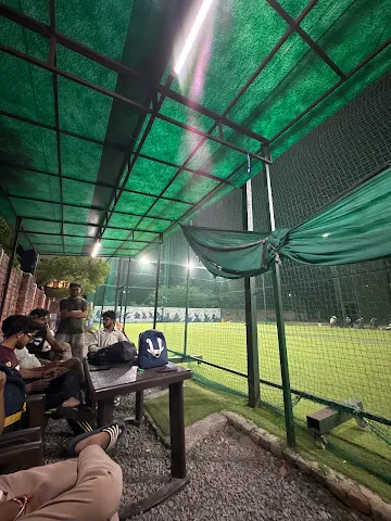 Turf photo 3