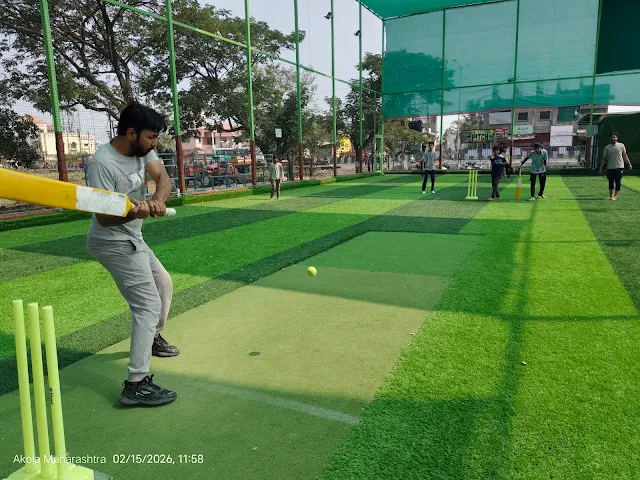 The Pitch (Turf)